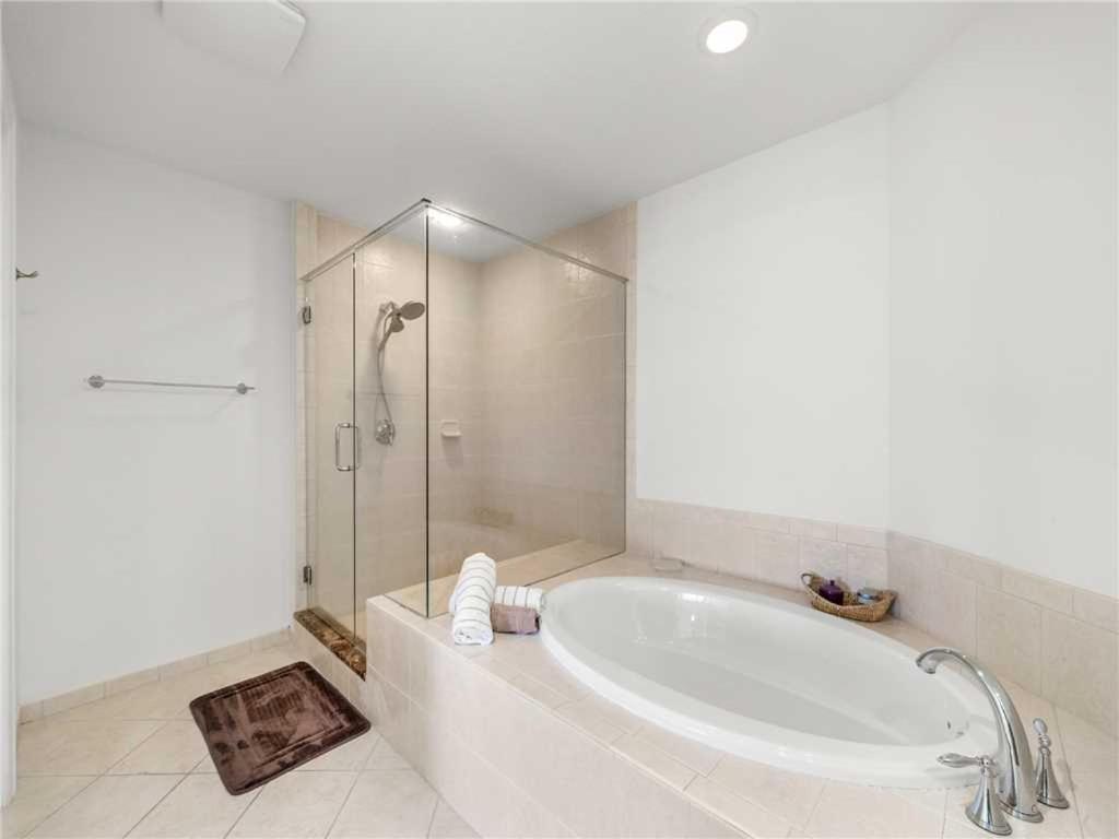 Sand Pearl 1406, 2 Bedrooms, Diamond Rated, Pool, Gym, Sleeps 6 Clearwater Beach Exterior photo